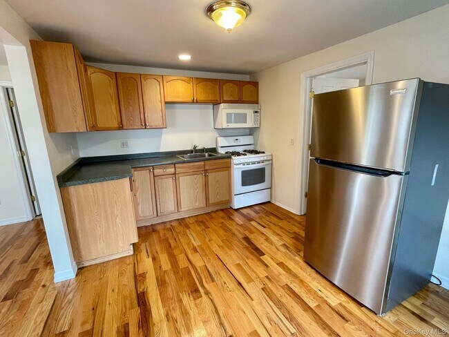 Foto del edificio - 105 Burtis St