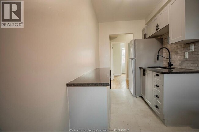 Photo du bâtiment - 416 Lincoln Rd