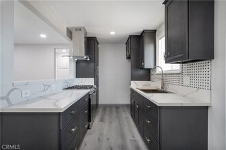 Building Photo - 3630 Russell St