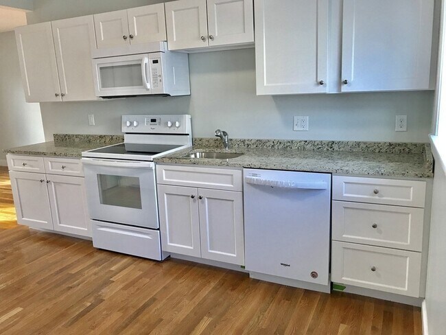 Foto del edificio - 822 Nantasket Ave