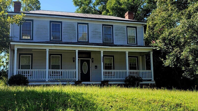 Primary Photo - 3701 Totty St