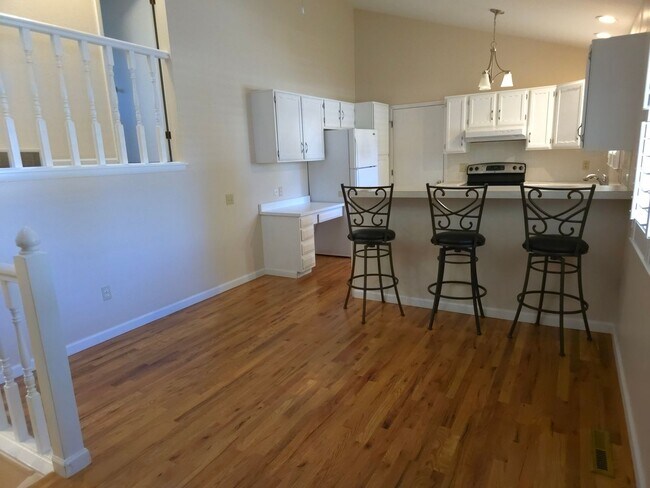 Foto del edificio - Lovely Lafayette 5 Bedroom, 3 Bath Home on...