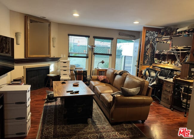 Building Photo - 4238 Whitsett Ave