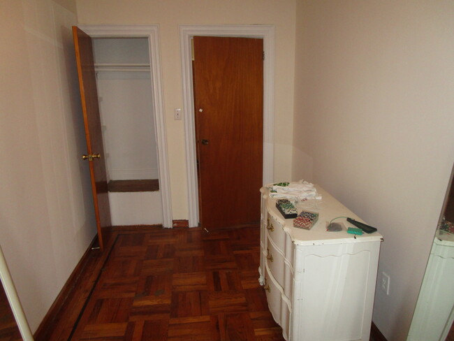Foto del edificio - 1624 W 6th St