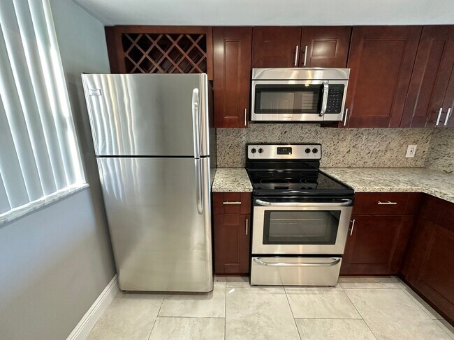 Foto del edificio - 5200 NW 31st Ave