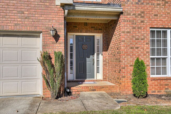 Foto del edificio - 4441 McManus Ct