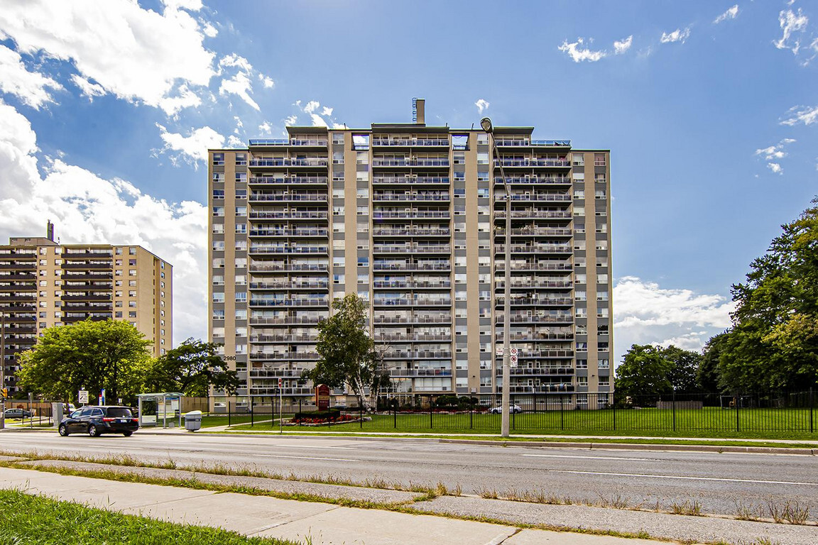 Primary Photo - Valleyview Towers