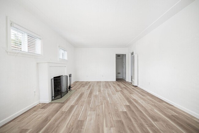 Foto del edificio - Cozy 2bed/1bath in Normal Heights now avai...