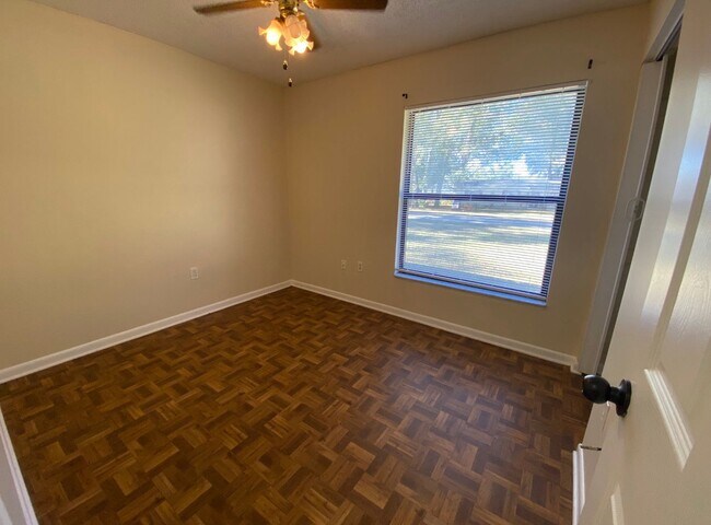Foto del edificio - Charming Rental Home in Newberry – Spacious, Comfortable, and Convenient