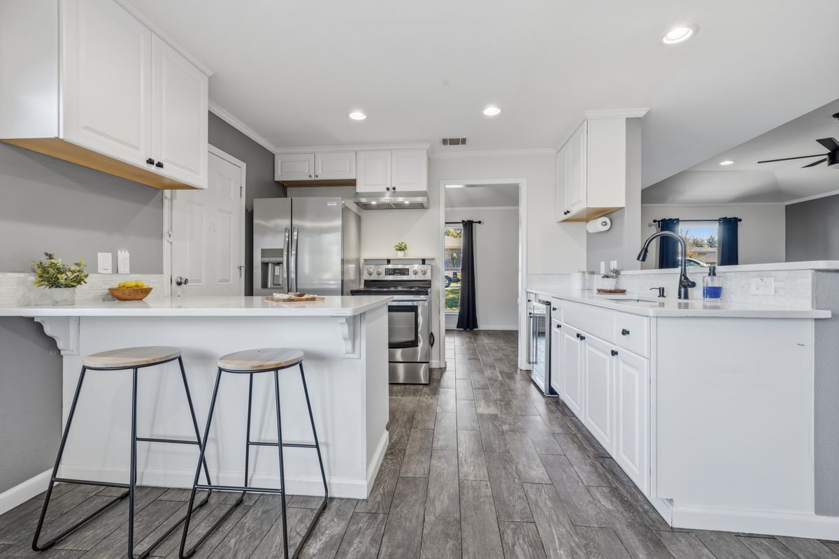 Foto principal - 1607 Malibu Dr