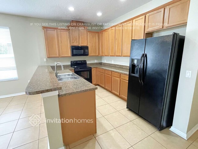 Building Photo - 506 Woodford Dr