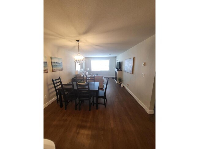 Photo du bâtiment - 19936-19956 56 Ave