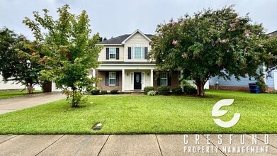 Building Photo - 467 Thorncliff Dr