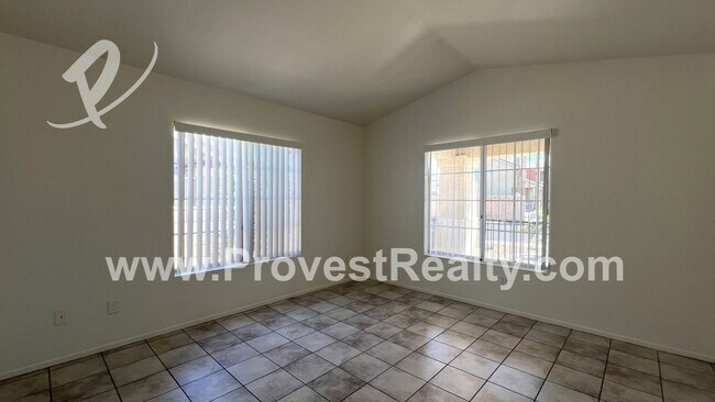 Building Photo - 3 Bed, 2 Bath Victorville Home with a Bonu...