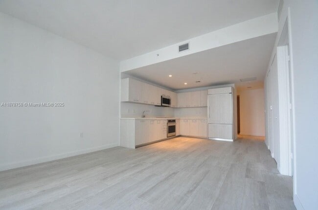 Building Photo - 55 SW 9th St