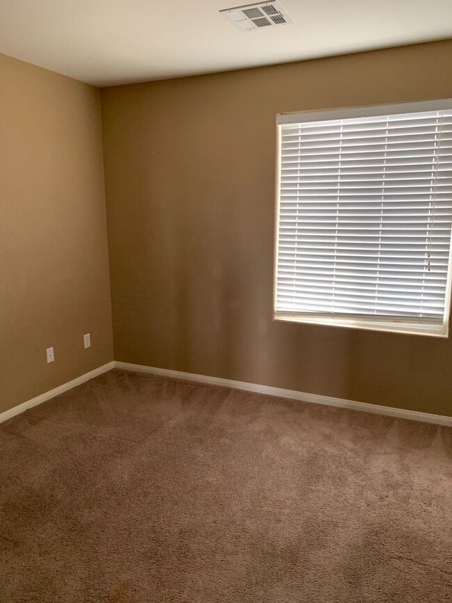Building Photo - Must See 3 Bedroom Home in North Las Vegas!