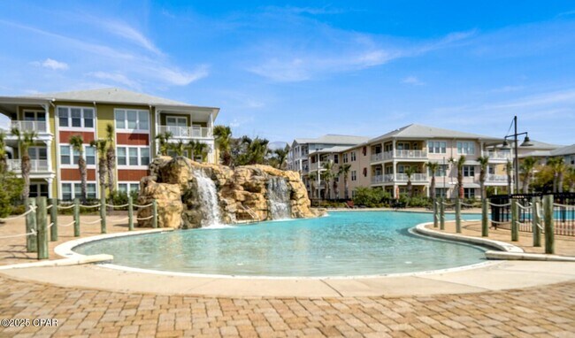 Foto del edificio - 8700 Front Beach Rd
