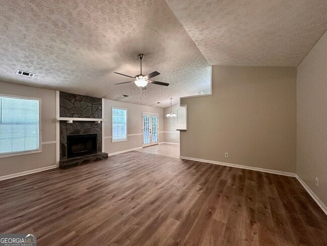 Building Photo - 3372 Tia Trace NW