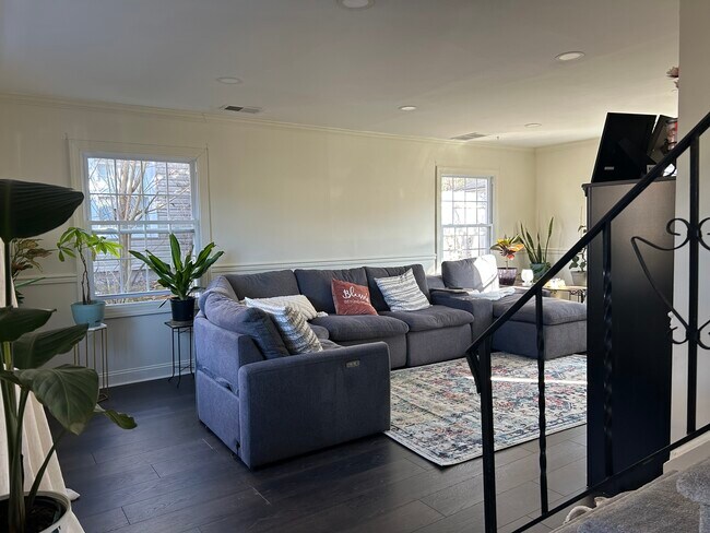 Foto del edificio - 24 Peachfield Ln