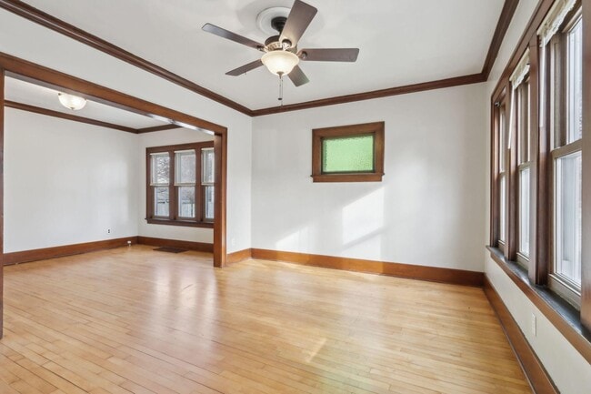 Building Photo - 6616 W Girard Ave
