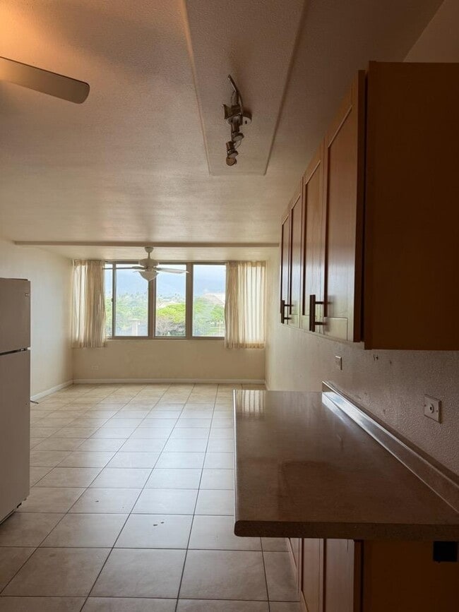 Building Photo - 111 Kahului Beach Rd