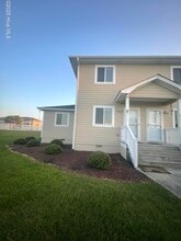 Building Photo - 650 Cedar Point Blvd