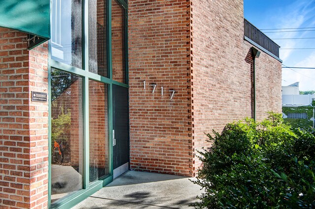 Primary Photo - 1717 Mt Pleasant St