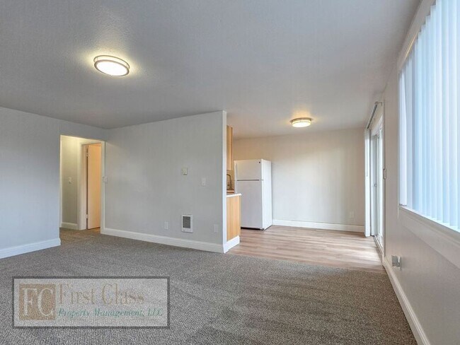 Building Photo - 12345 SW Hall Blvd