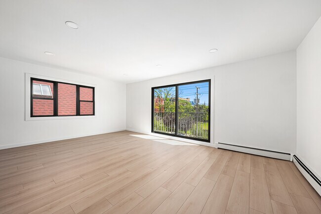 Building Photo - 503 Palisade Ave