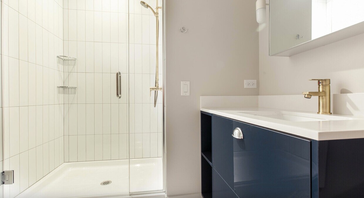 Primary Photo - Spacious Lofted Studio in the heart of Riv...