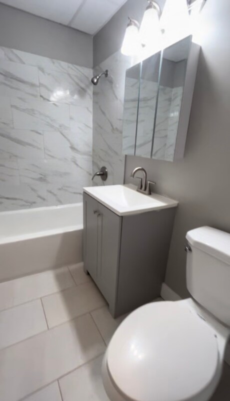 Foto del edificio - 385 Park Ave