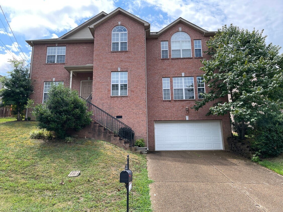 Primary Photo - Poplar Creek Estates- Bellevue TN