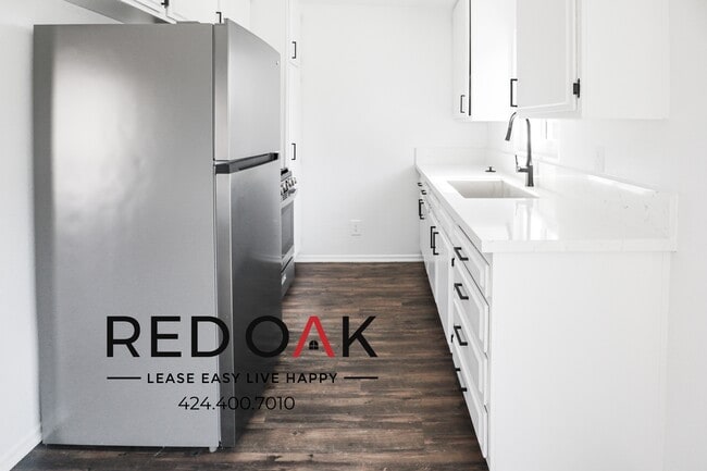 Building Photo - Spacious Bright Studio With Stainless Stee...