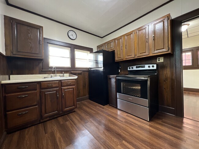 Foto del edificio - 320 E 26th St