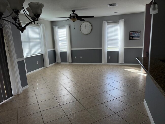 Building Photo - 3293 Rodrick Cir