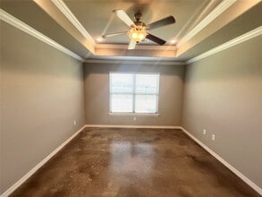Building Photo - 211 Genoa Way