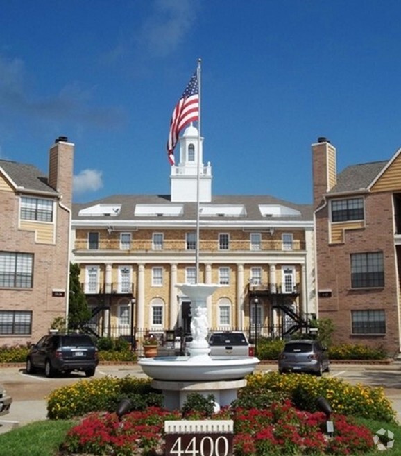 Park at Cedar Lawn