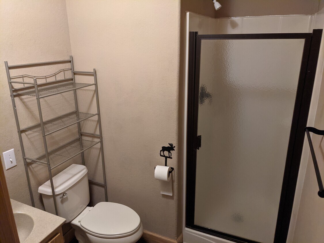 1113 Roth Ln Unit 3, Belle Fourche, SD 57717 Apartments in Belle