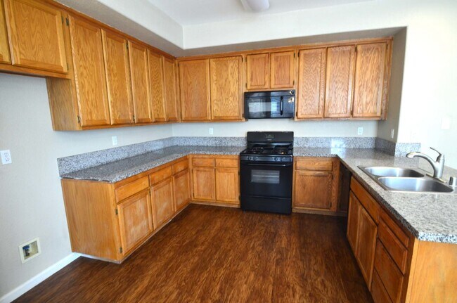 Foto del edificio - 4533 Winter Oak Way