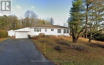Building Photo - 29 Savage Dr