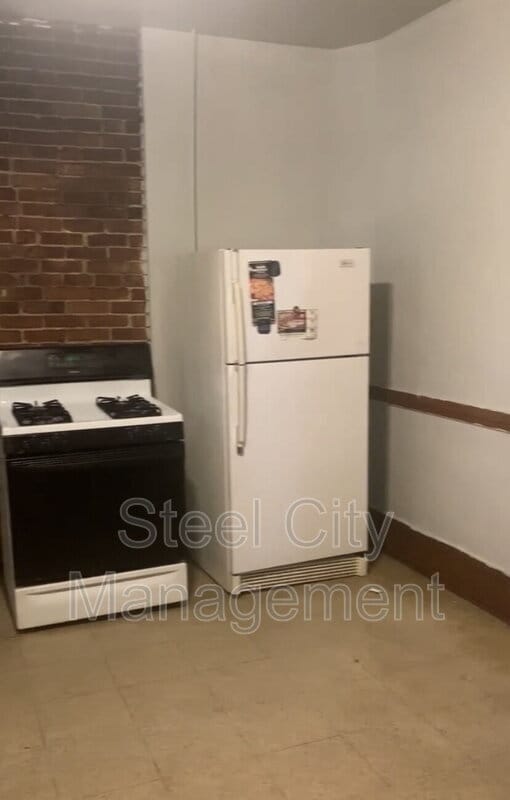 Photo - 810 Wood St Apartment