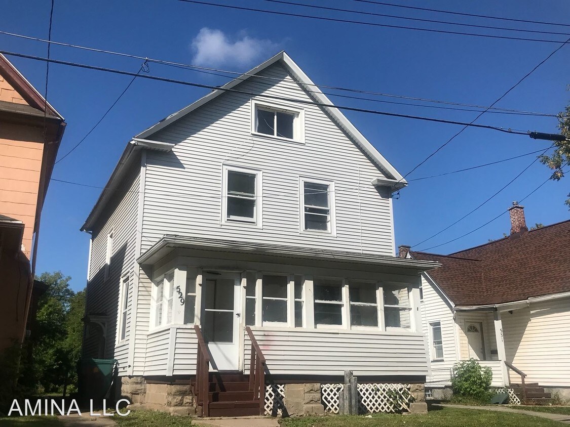 Primary Photo - 3 br, 1 bath House - 529 Ames St.