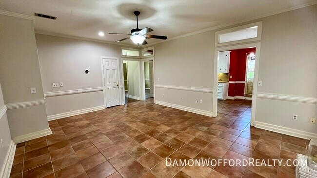 Foto del edificio - 135 Sunnycrest Dr