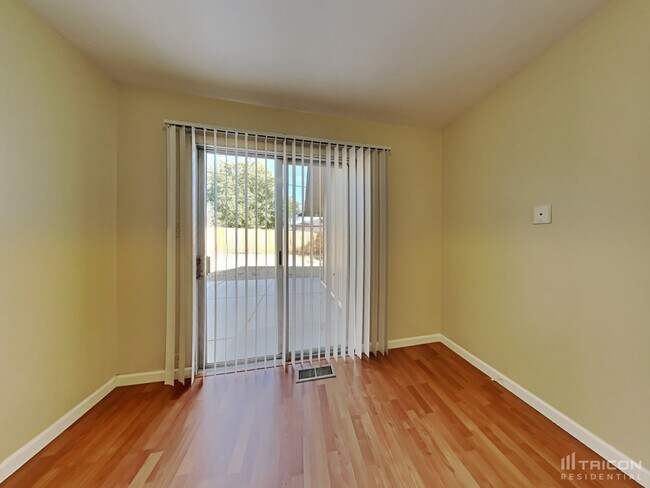 Building Photo - 1965 Windsor Way