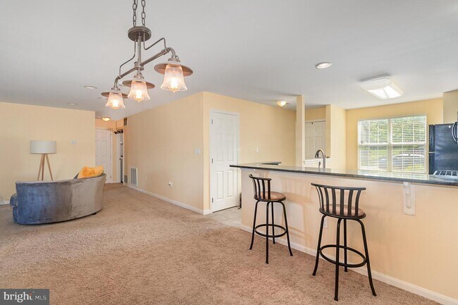 Foto del edificio - 258 Thrush Dr