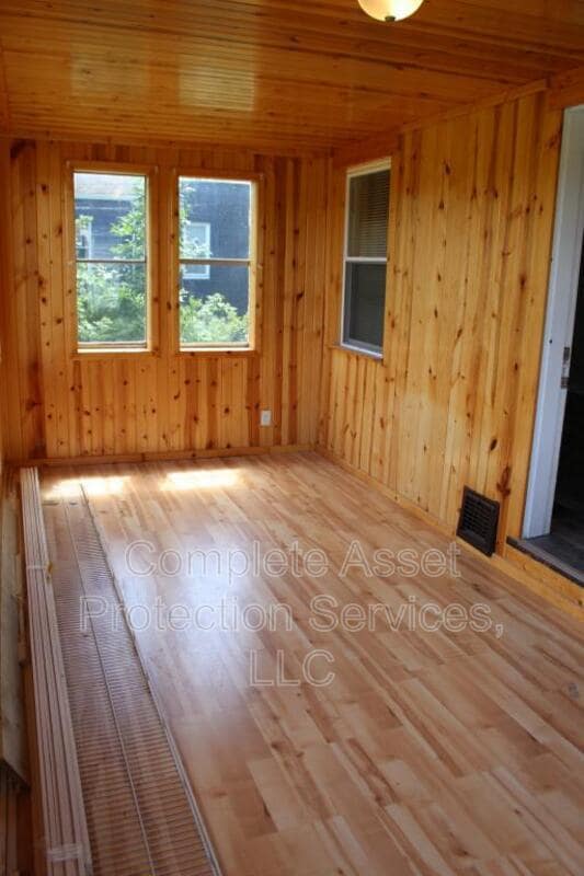 Foto del edificio - 7326 W Taft St