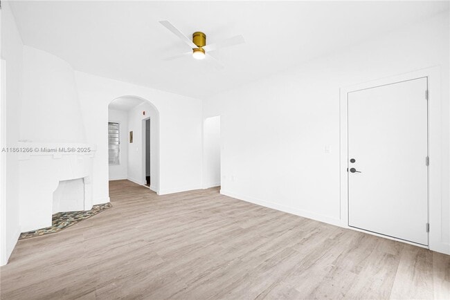 Building Photo - 641 10th St