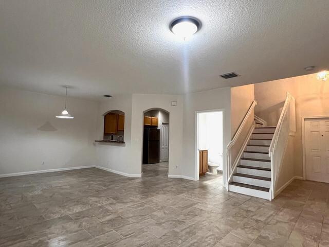 Building Photo - 4406 Windmill Palm Way