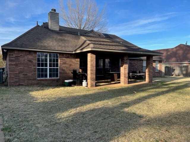 Building Photo - 3765 Russell Hurst Dr E