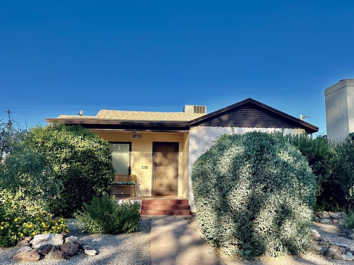 Primary Photo - 1313 S 6th Ave